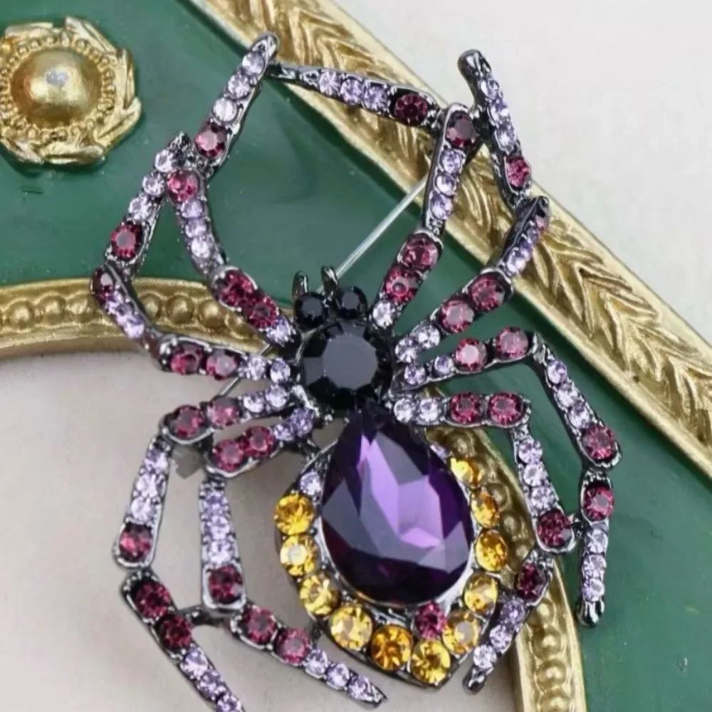 💜 Betsey Johnson Sparkling Spider Brooch with Purple and Yellow Crystals💜